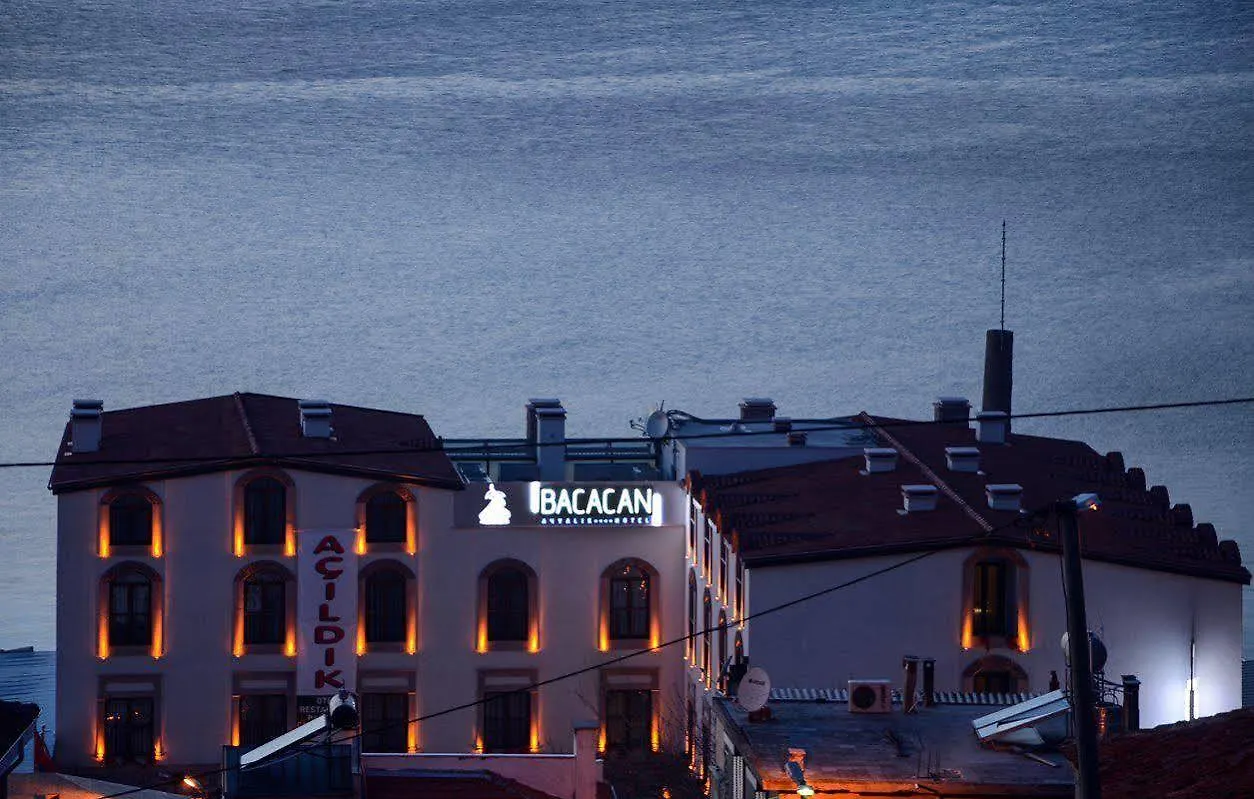 Bacacan Otel Ayvalik 4*,