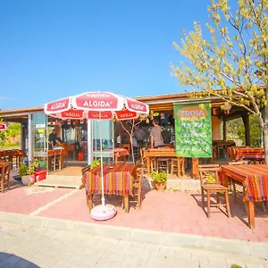 Guest house Troia