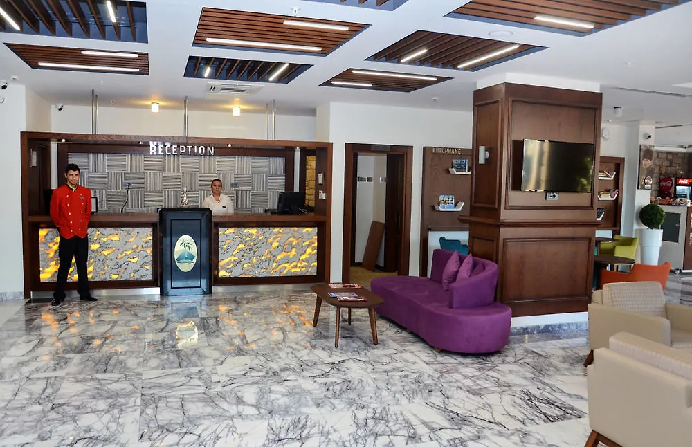 Bacacan Otel Айвалык 4*,